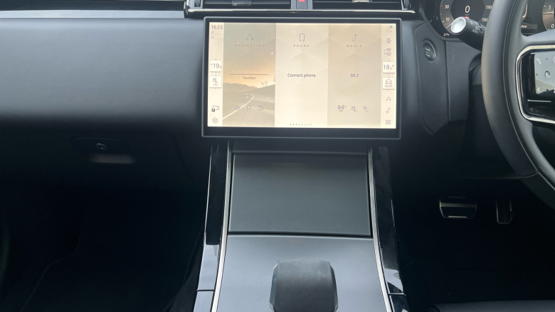 Land Rover Range Rover Velar 2.0 D200 MHEV Dynamic HSE 5dr Auto Diesel Estate